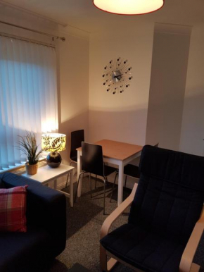 Bathgate Contractor and Business Apartment